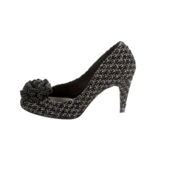 CHANEL Camellia Pumps Size 9 - Picture 2 of 5